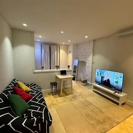 Comfortable Flat Near Portobello Rd